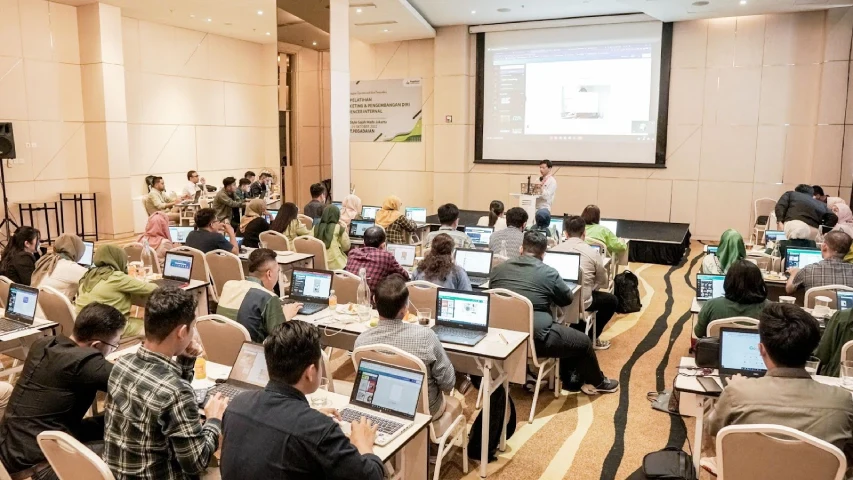 Dokumentasi Foto & Video Seminar