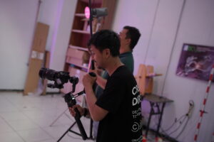 perbandingan vendor video production lokal vs nasional