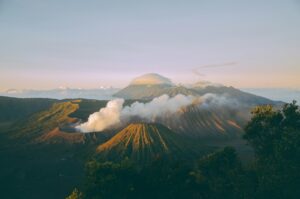 contoh video cinematic Bromo terbaik
