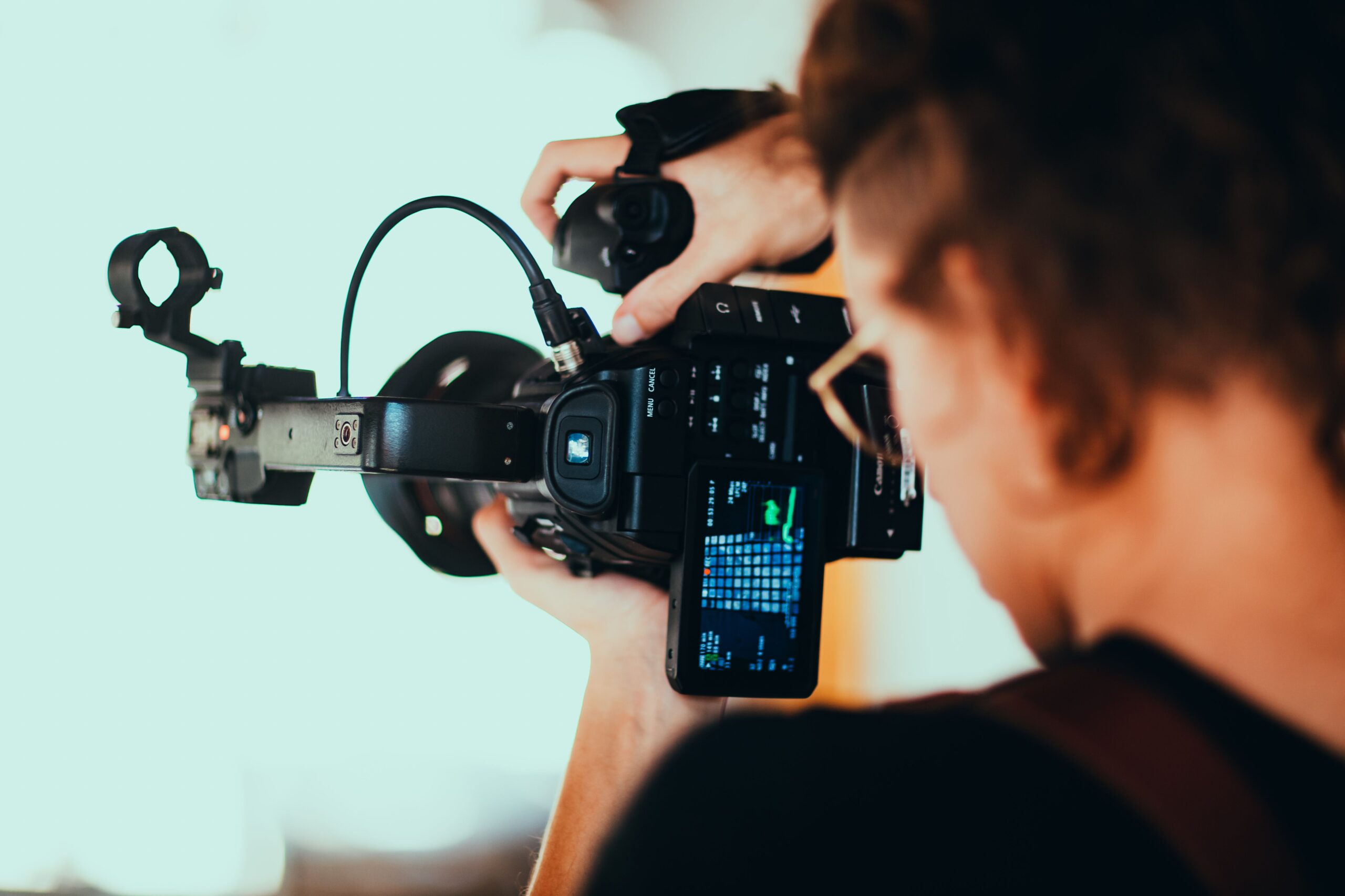 contoh video cinematic untuk brand premium