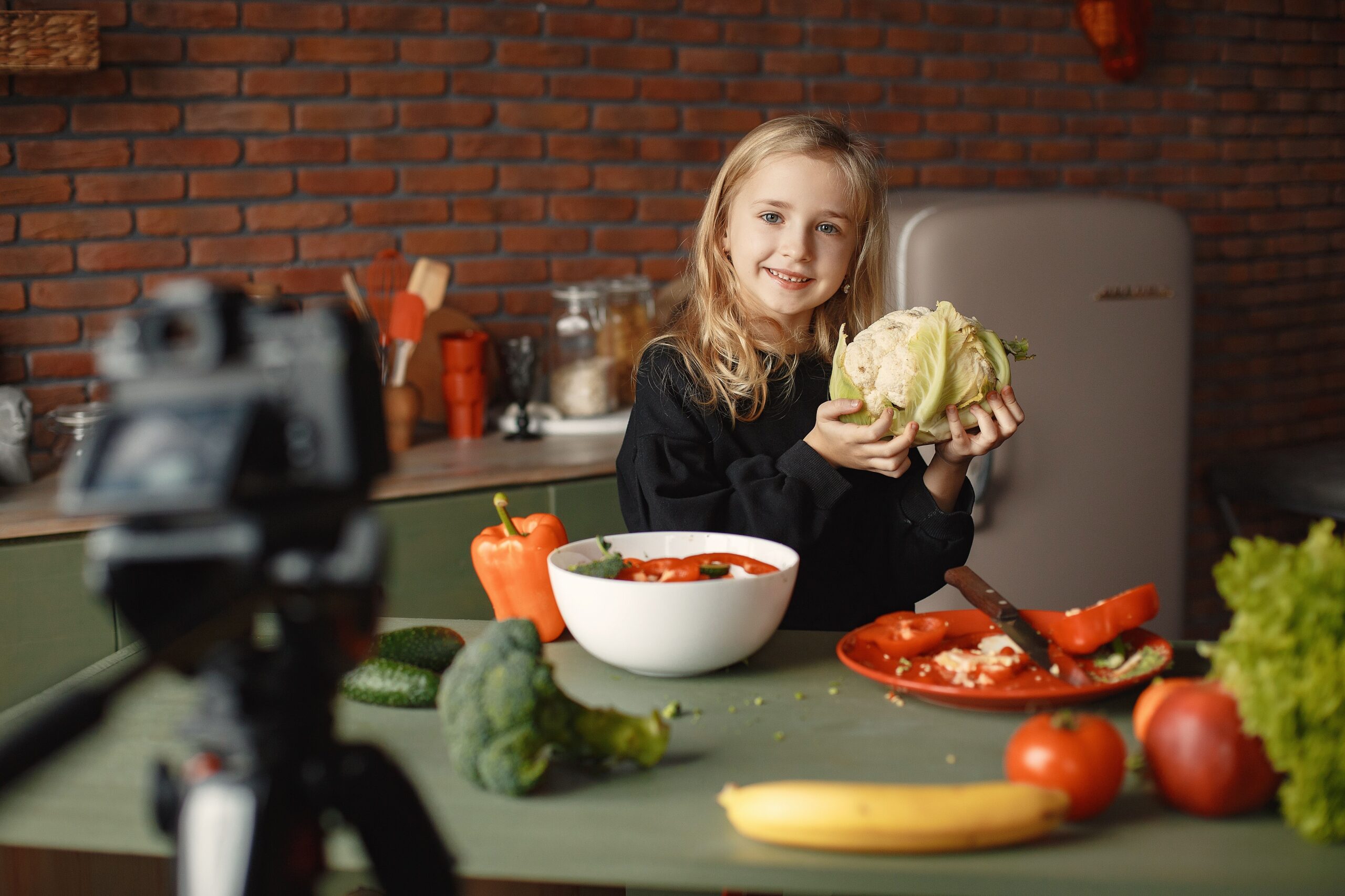 contoh strategi video marketing sukses